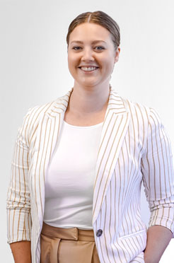 Isabell R. - Senior Teamlead Operations