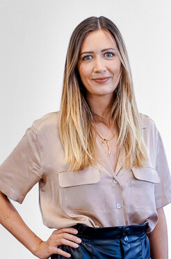 Isabelle W. - Senior Teamlead Operations